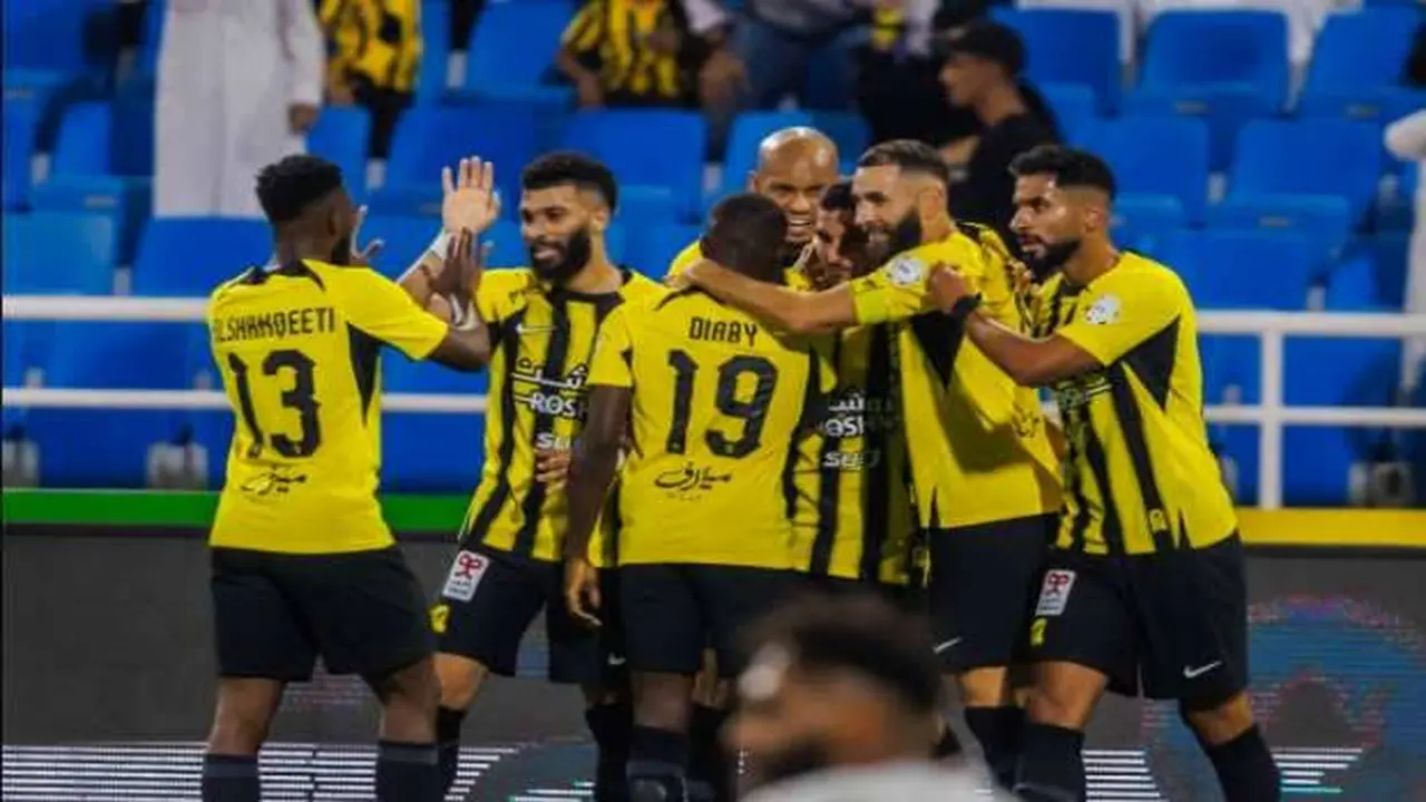 تحديد الموعد.. مواجهة نارية تجمع الاتحاد والخلود في نصف نهائي كأس الملك السعودي